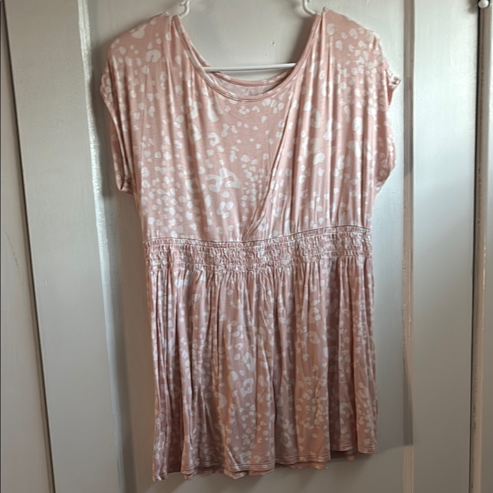 a:glow Pink and White Blouse